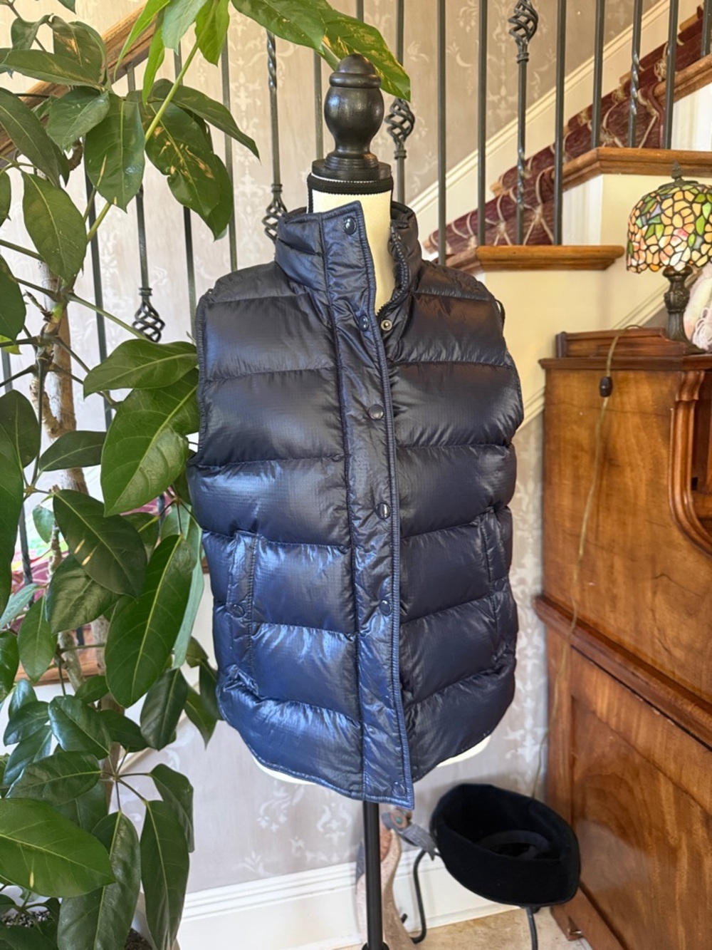 J CREW ladies, navy puffer, jacket, size, medium, zipper snap closure, exc cond - Picture 13 of 13